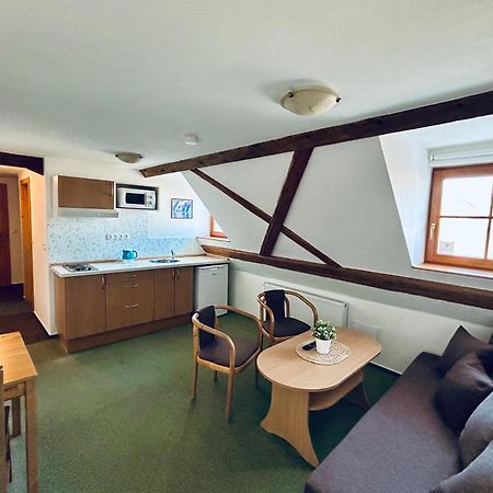 Dvůr Stráň Hotel Karlsbad Eksteriør billede