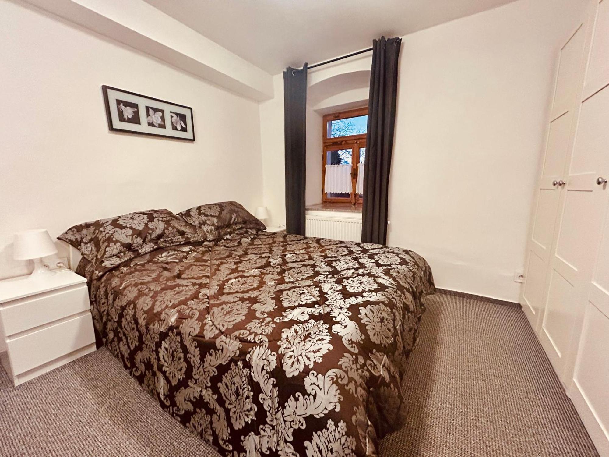 Dvůr Stráň Hotel Karlsbad Eksteriør billede