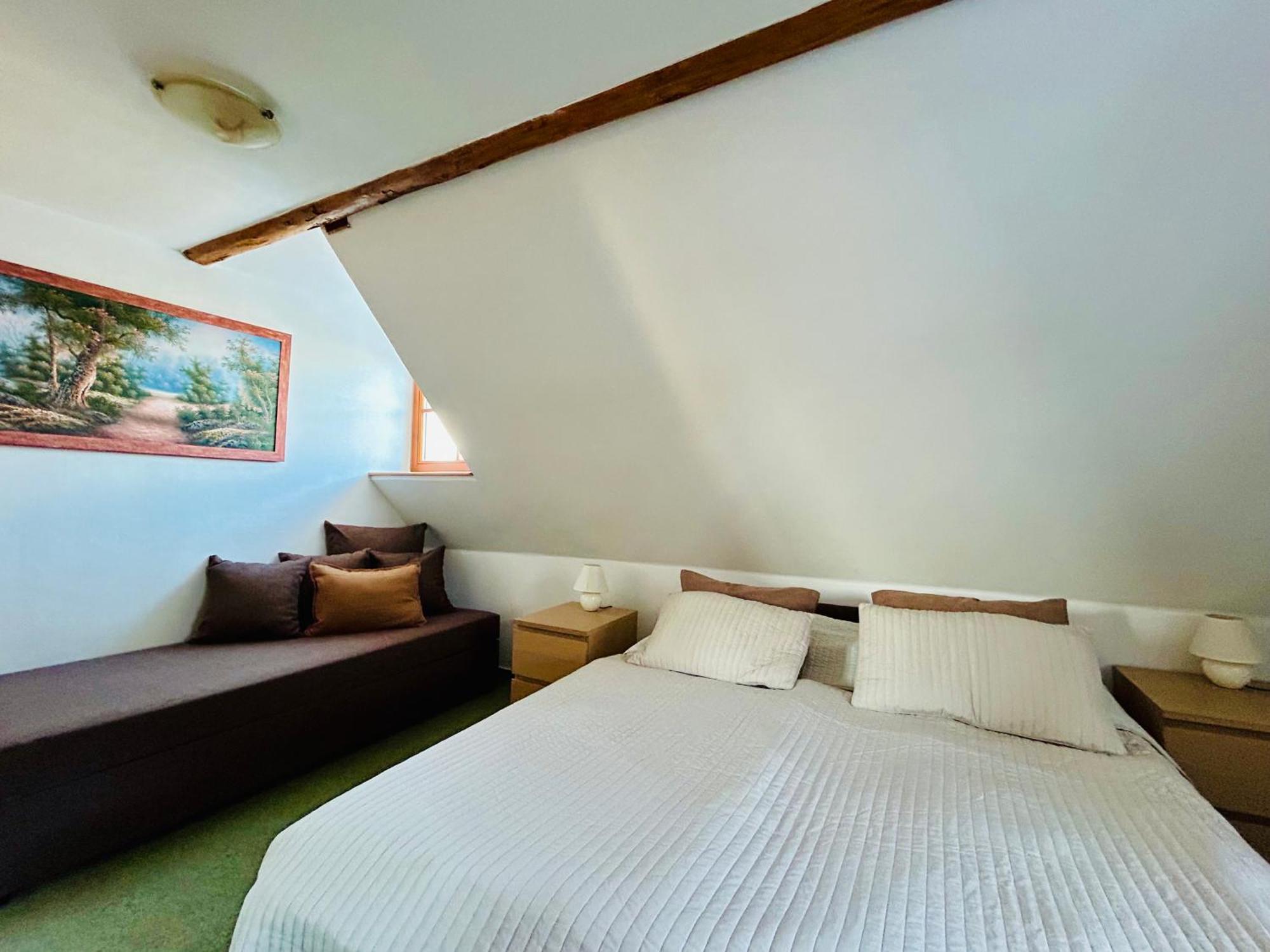 Dvůr Stráň Hotel Karlsbad Eksteriør billede