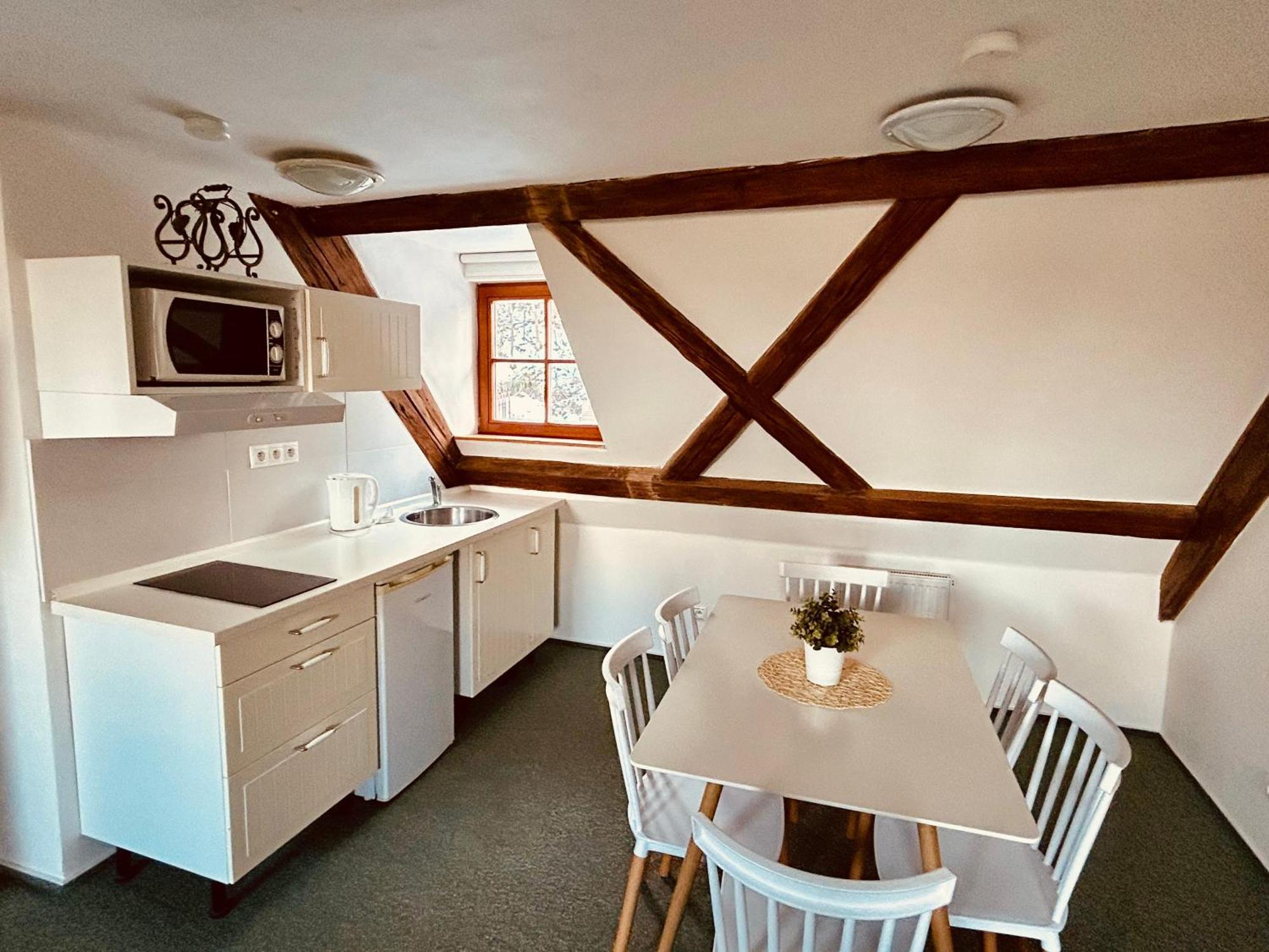 Dvůr Stráň Hotel Karlsbad Eksteriør billede