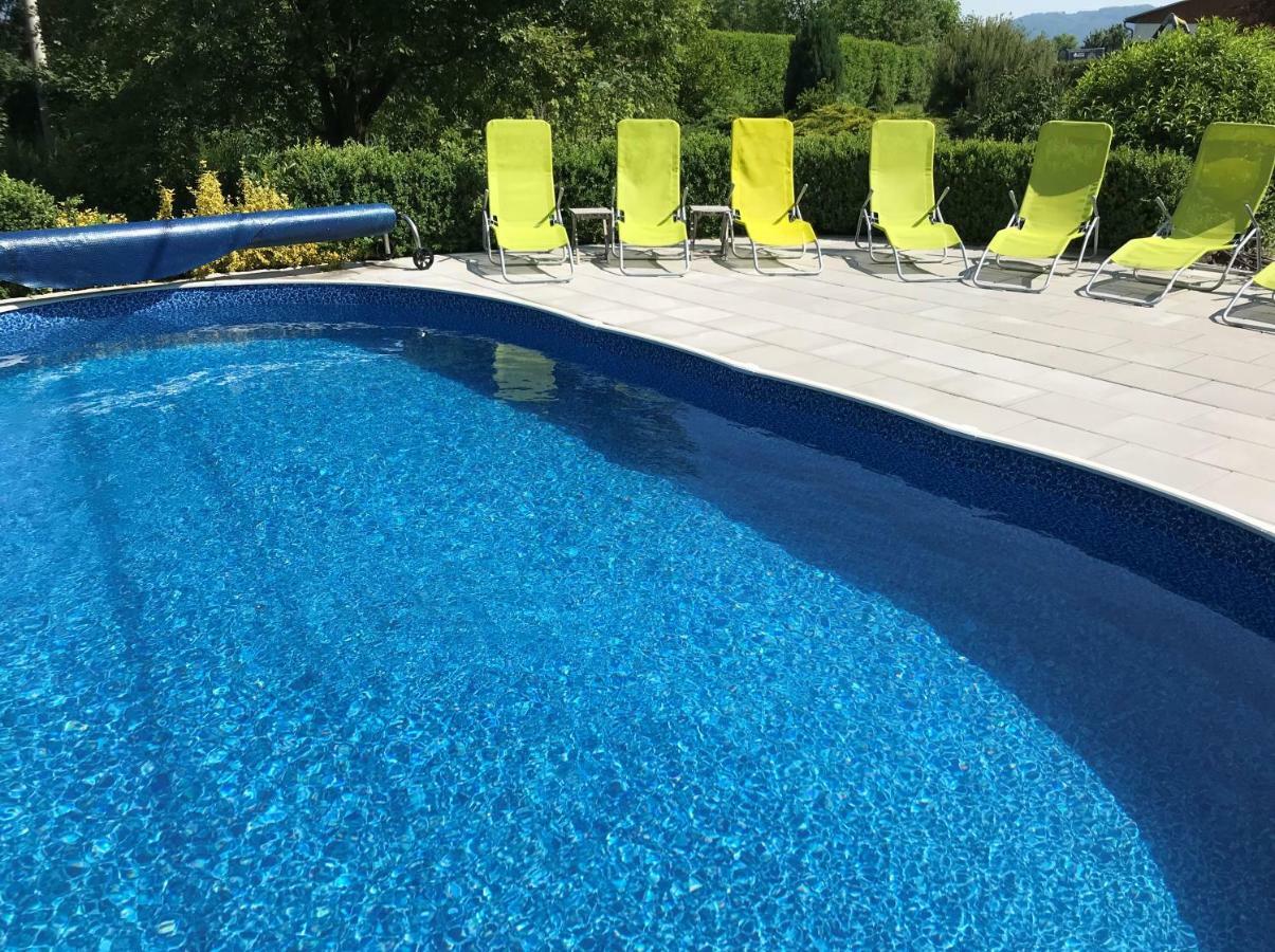Dvůr Stráň Hotel Karlsbad Eksteriør billede